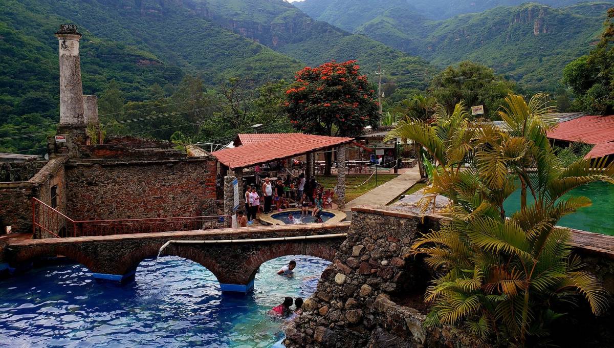 Balneario la Ex HAcienda de Chalmita