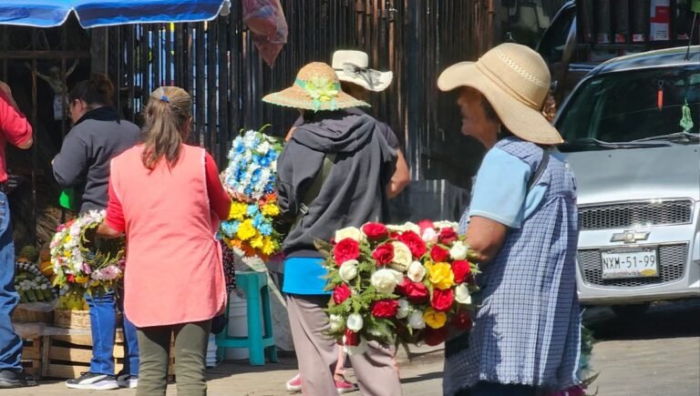 El Significado Oculto de las Coronas de Flores en Chalma que Todo Peregrino Debe Conocer