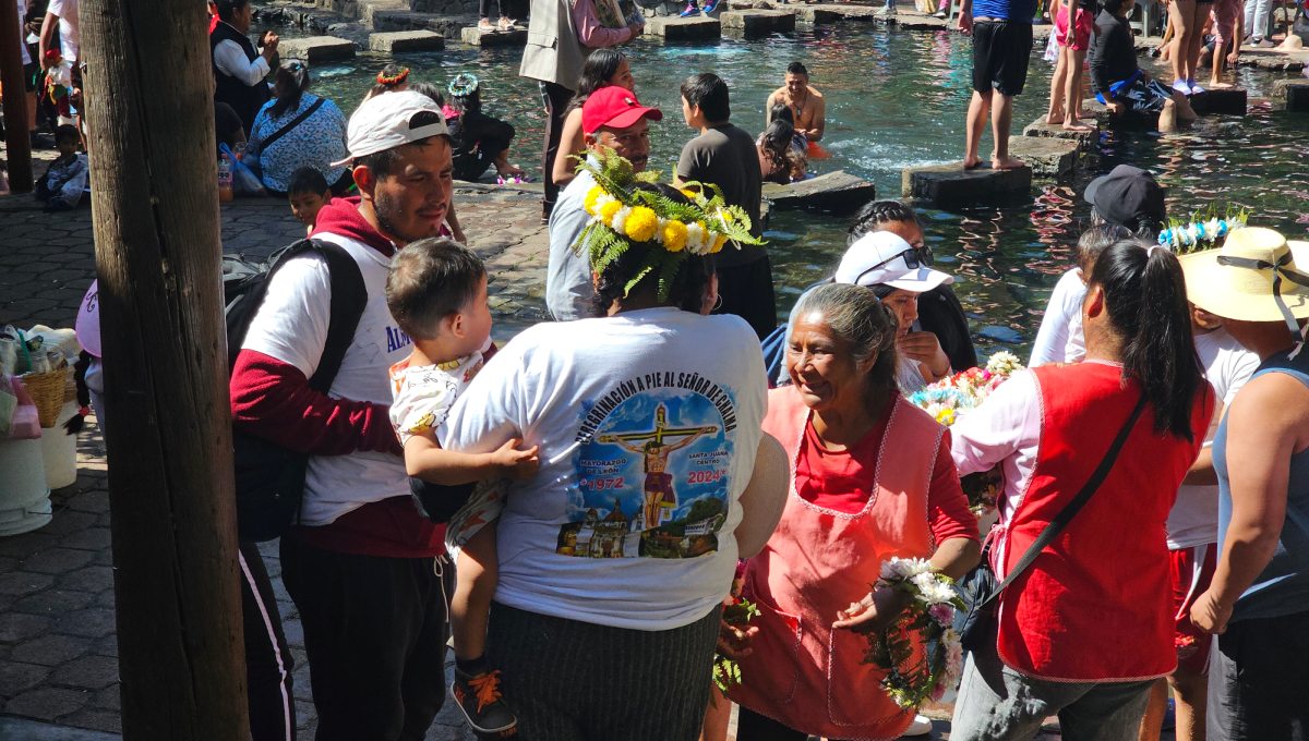 El Significado Oculto de las Coronas de Flores en Chalma que Todo Peregrino Debe Conocer